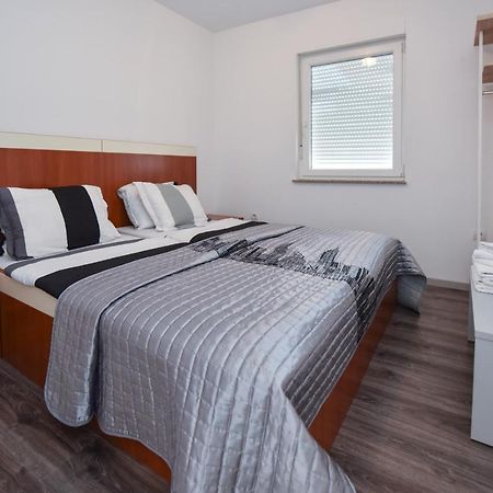 נובליה Apartments Prince & Tiffany מראה חיצוני תמונה