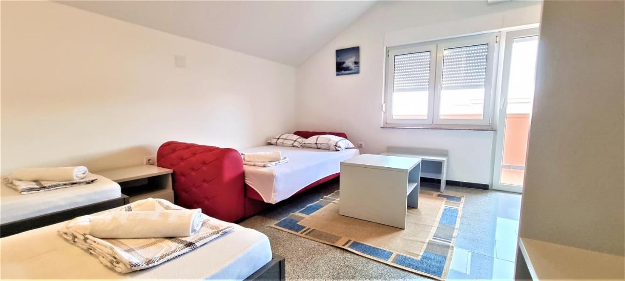 נובליה Apartments Prince & Tiffany מראה חיצוני תמונה