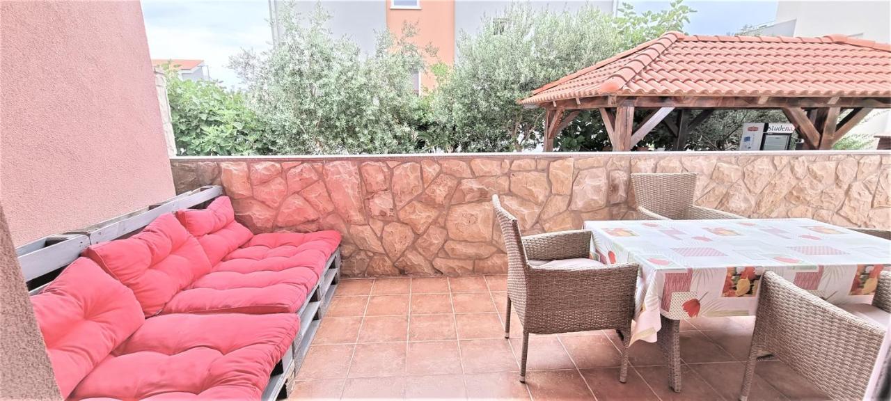 נובליה Apartments Prince & Tiffany מראה חיצוני תמונה
